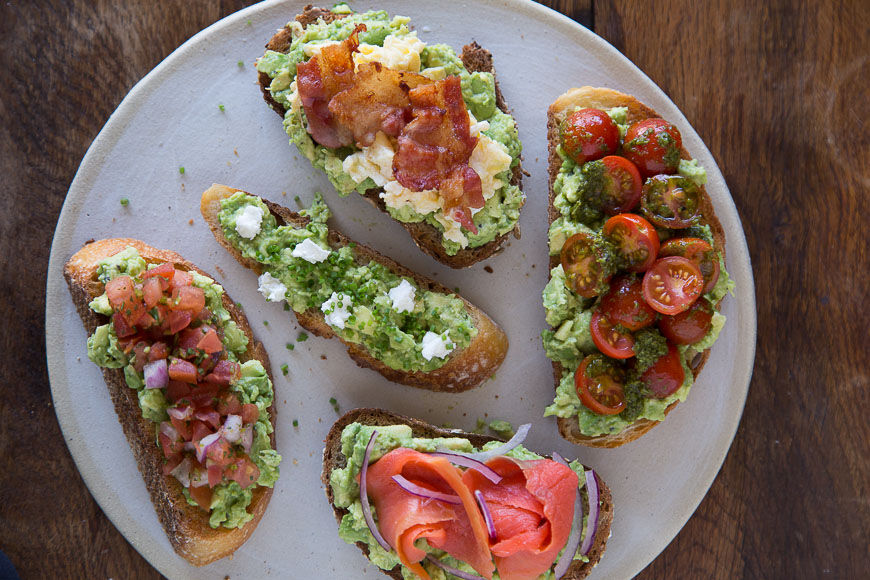 10 healthy ways you should try avocado for breakfast
